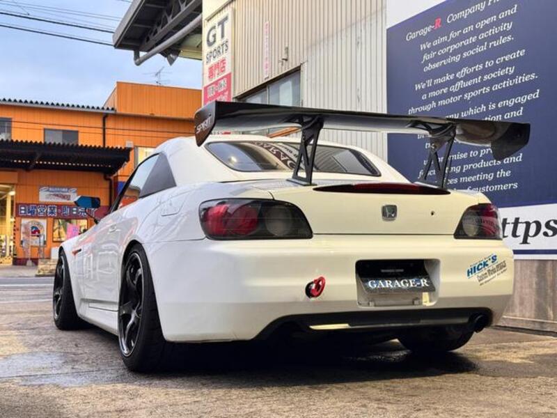 S2000