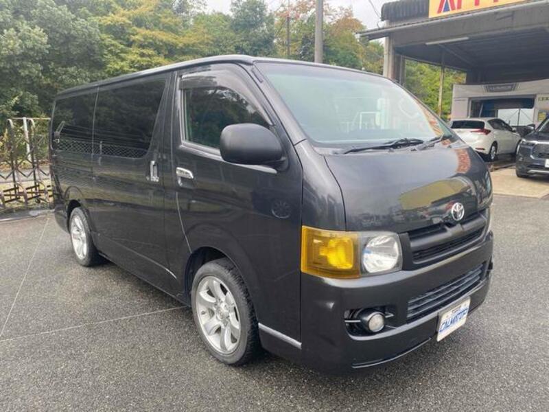 HIACE VAN