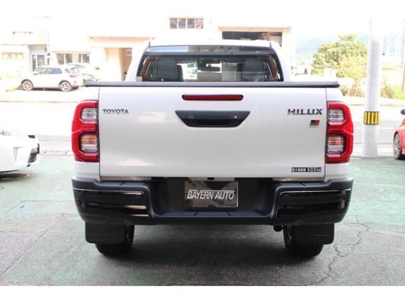 HILUX