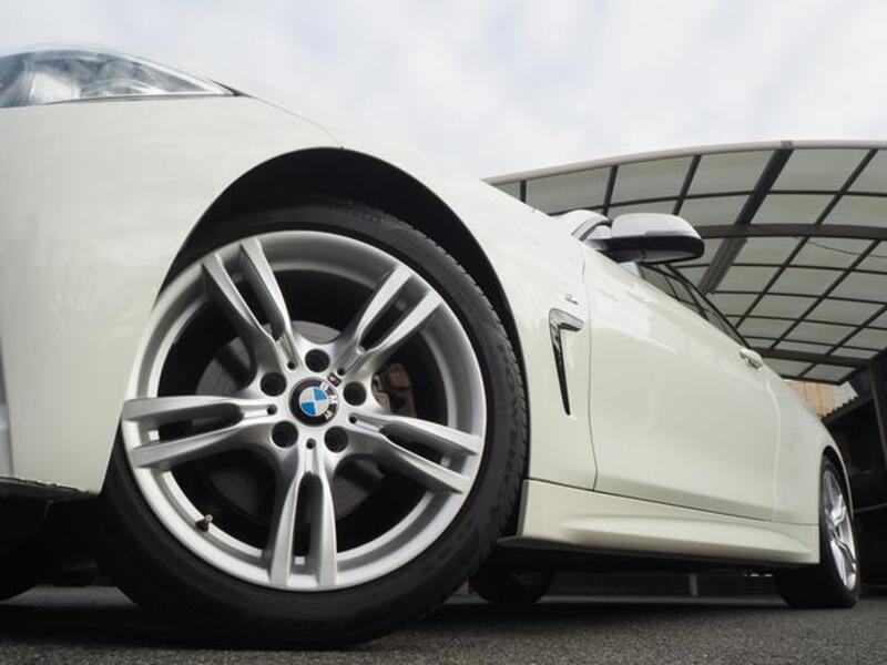 4 SERIES