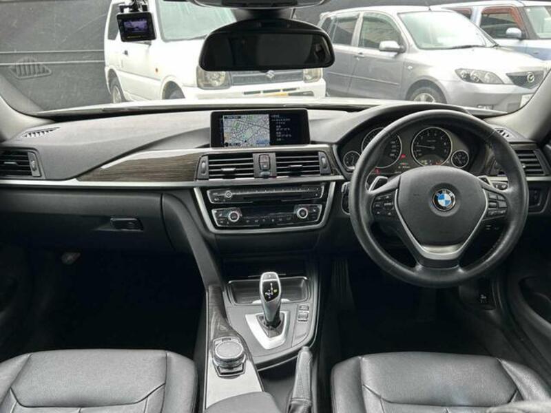 4 SERIES