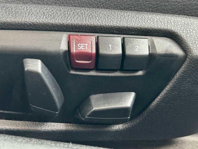 4 SERIES