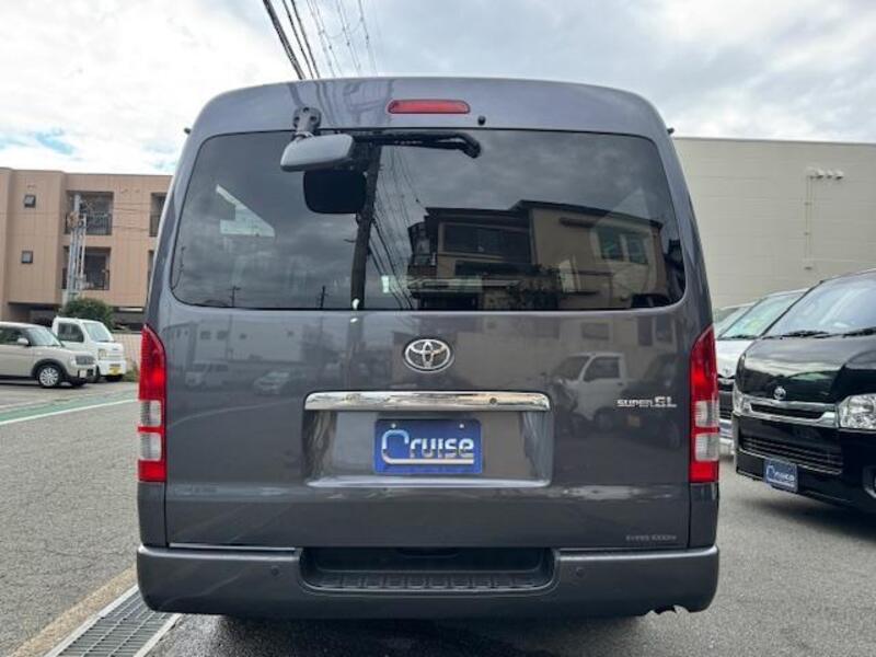 HIACE VAN