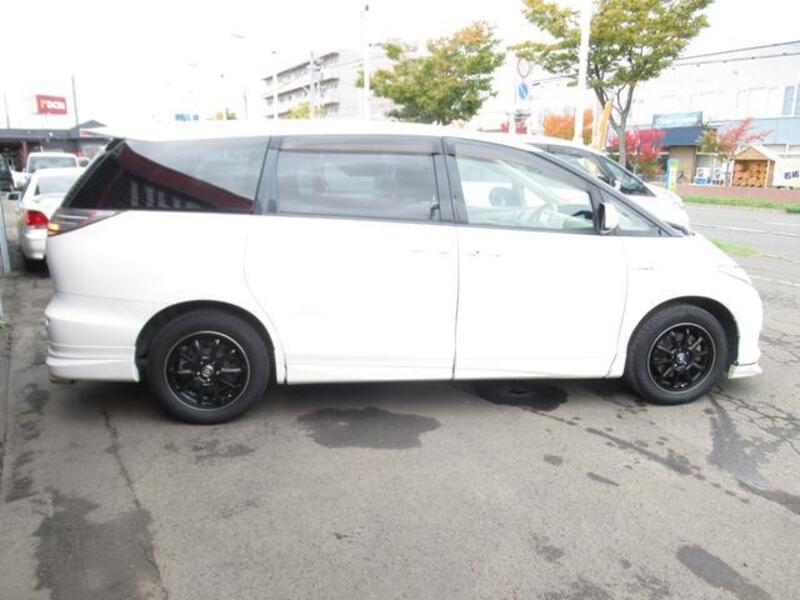 ESTIMA HYBRID