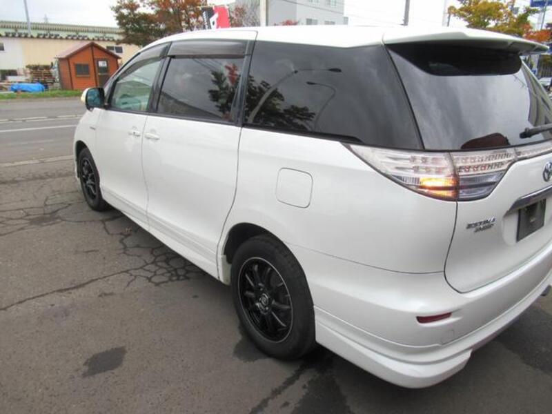 ESTIMA HYBRID
