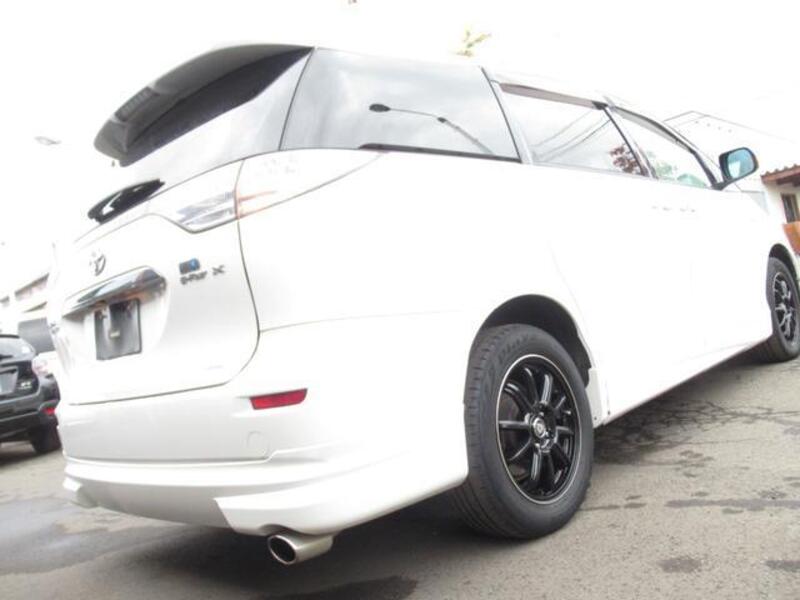 ESTIMA HYBRID