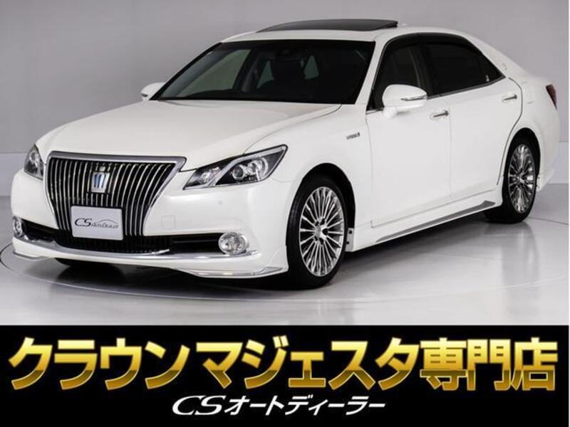TOYOTA CROWN MAJESTA