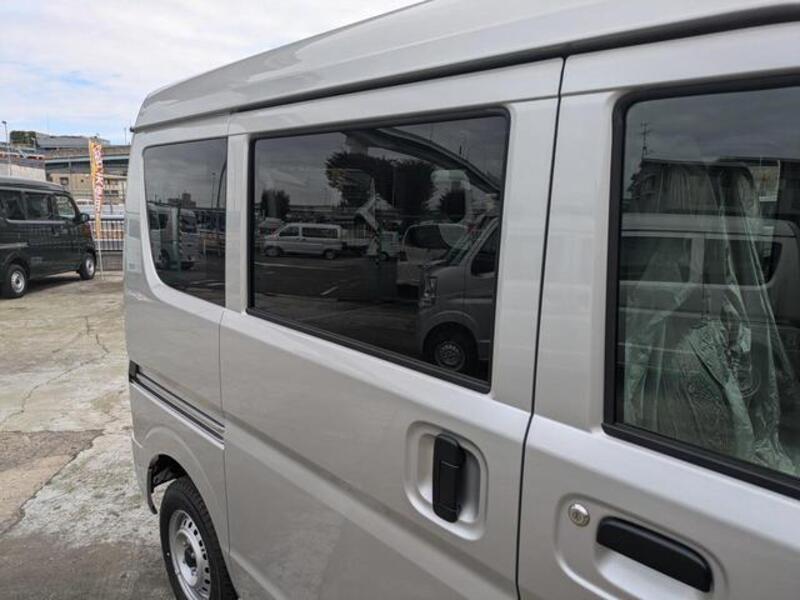 CLIPPER VAN