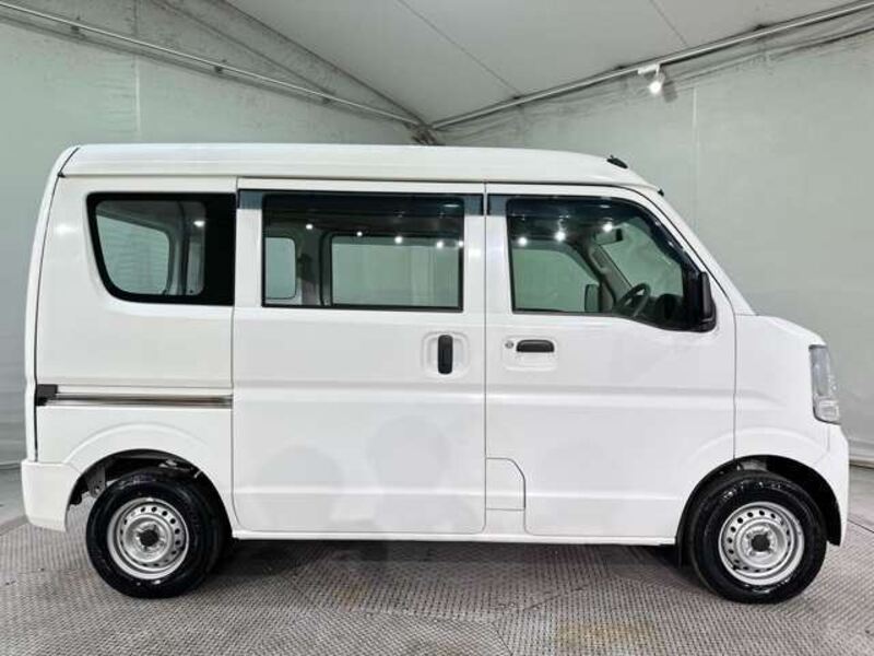 MINICAB VAN