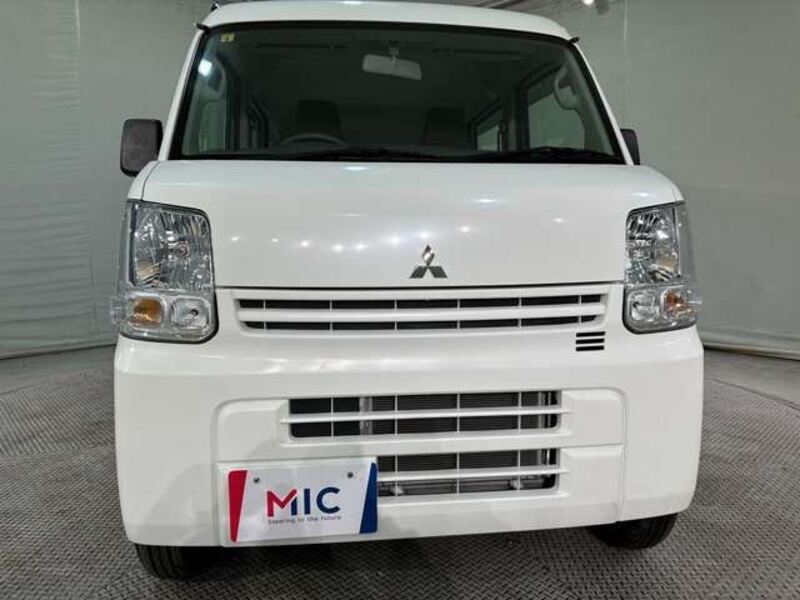 MINICAB VAN