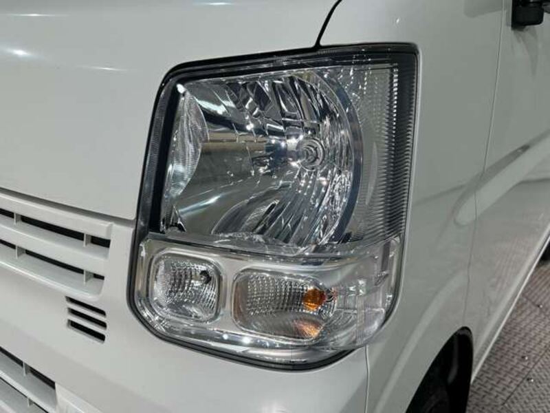 MINICAB VAN
