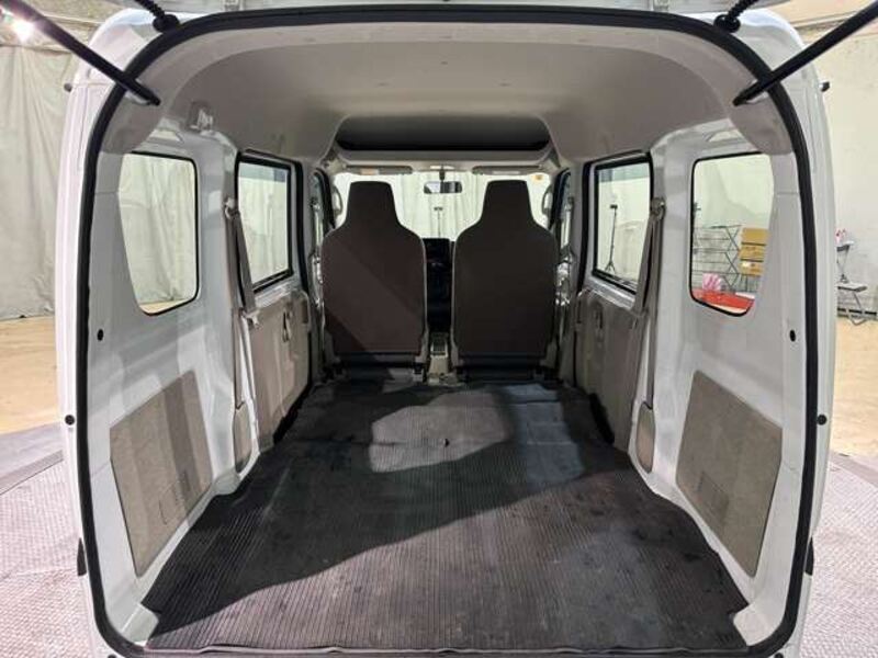 MINICAB VAN