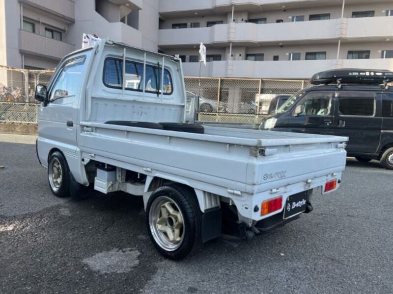 CARRY TRUCK