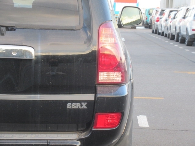 HILUX SURF