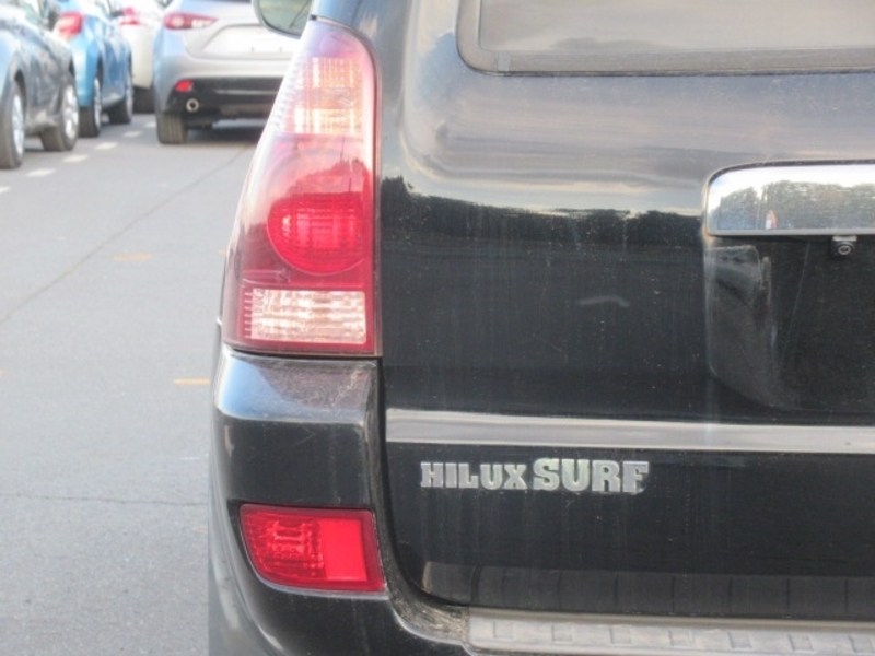 HILUX SURF