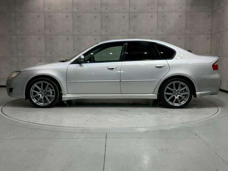 LEGACY B4