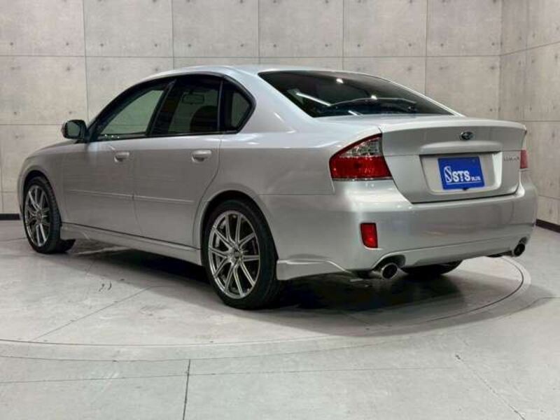 LEGACY B4