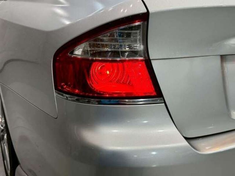 LEGACY B4