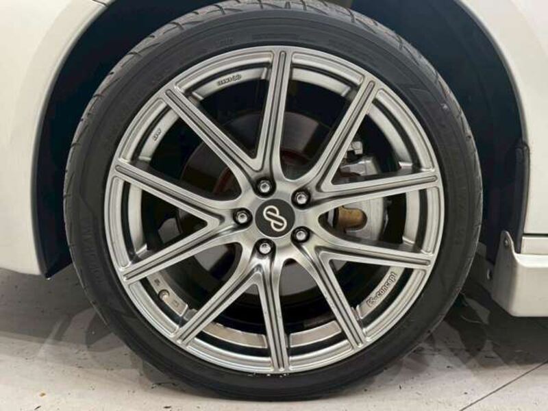 LEGACY B4