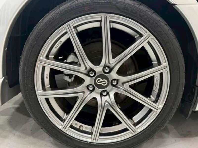 LEGACY B4