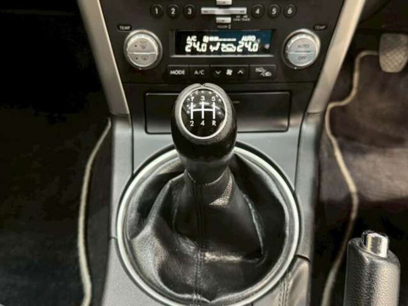 LEGACY B4