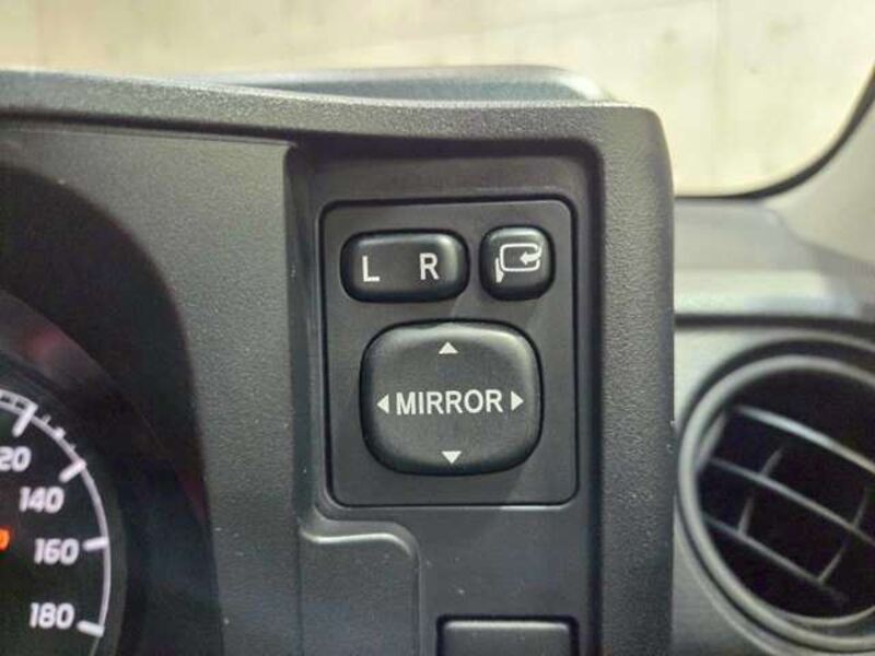 SUCCEED VAN