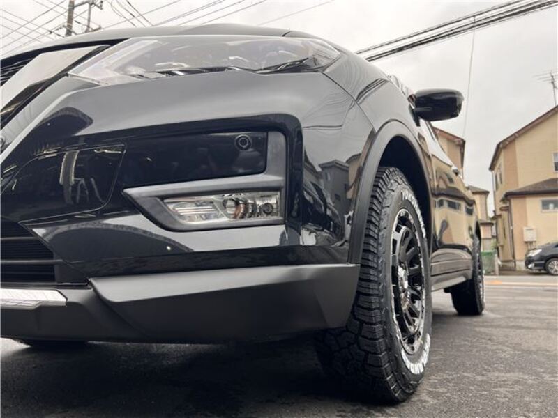 X-TRAIL
