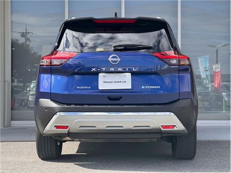 X-TRAIL