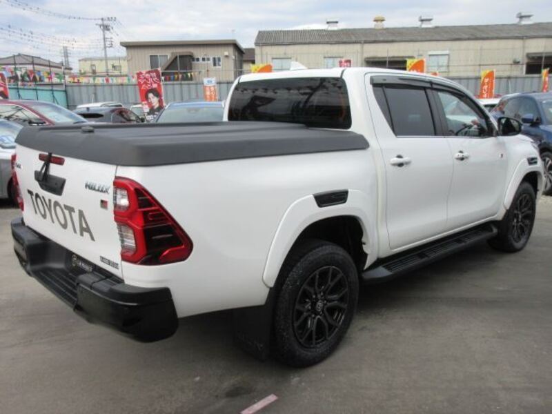 HILUX