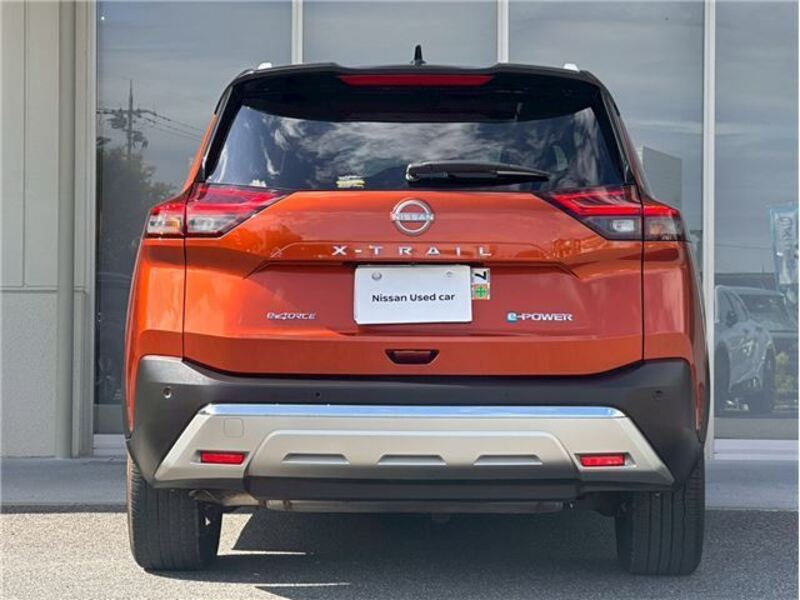 X-TRAIL