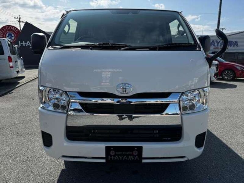 HIACE VAN