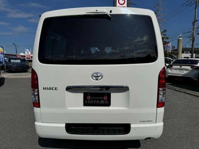 HIACE VAN