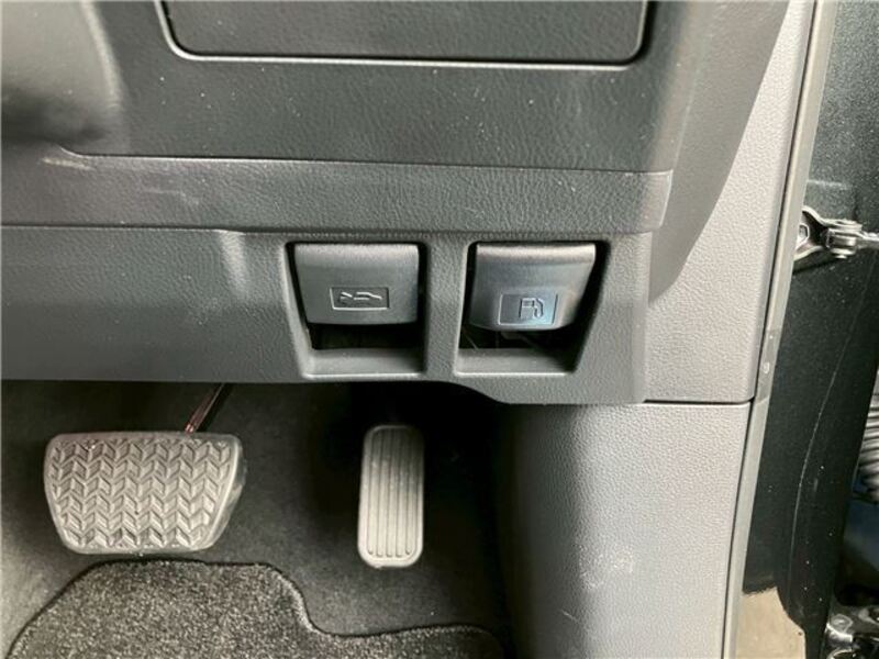 LX