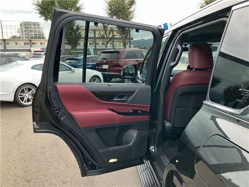 LX