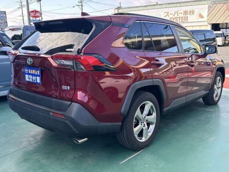RAV4
