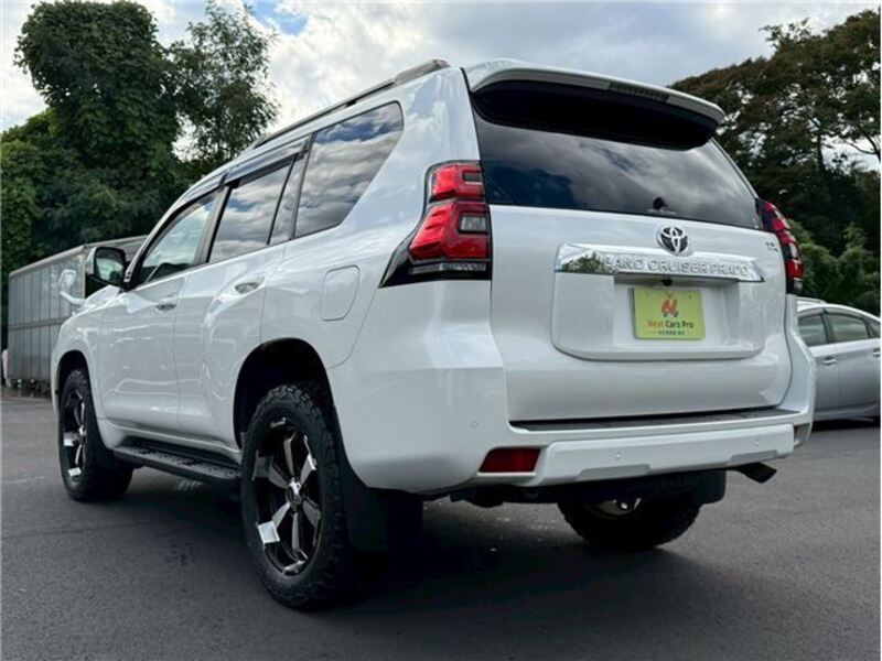 LAND CRUISER PRADO