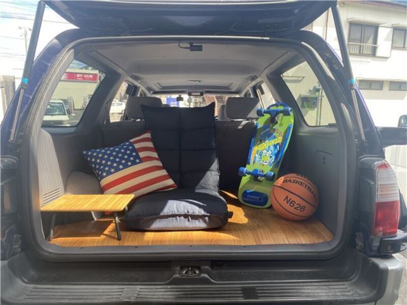 HILUX SURF