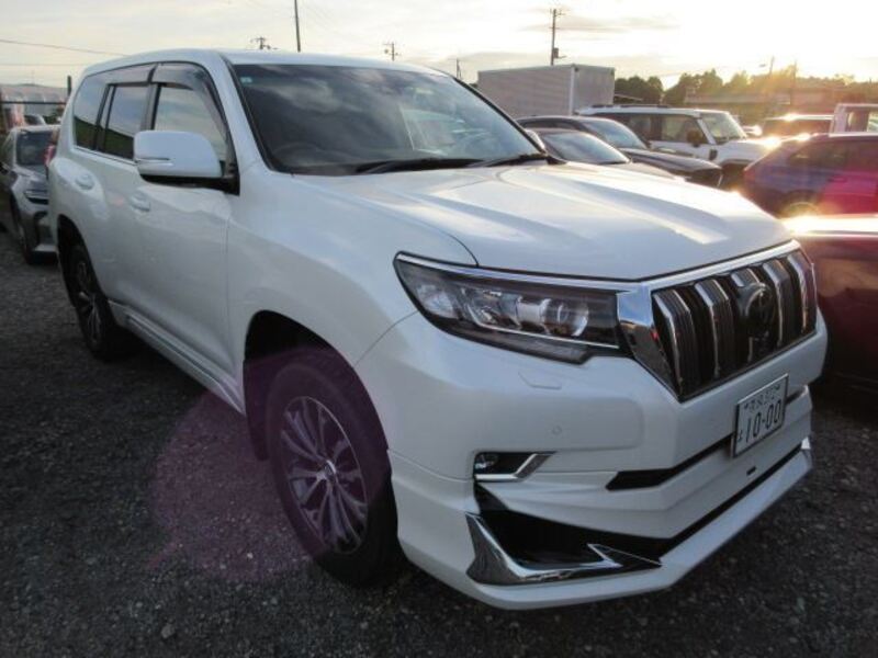 TOYOTA LAND CRUISER PRADO