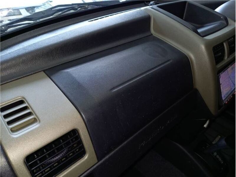 PAJERO MINI