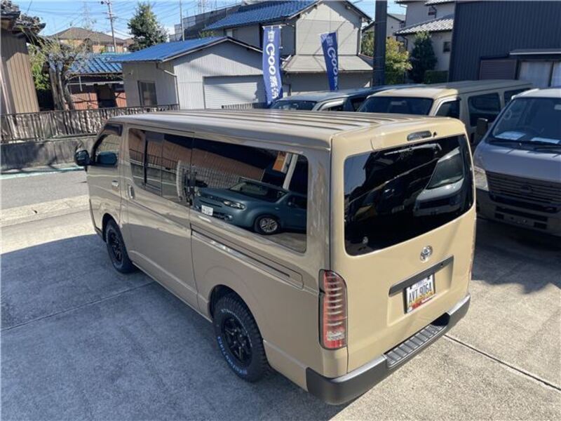 HIACE VAN