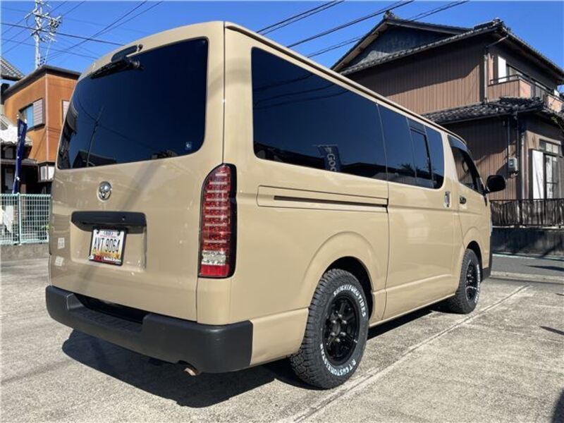 HIACE VAN