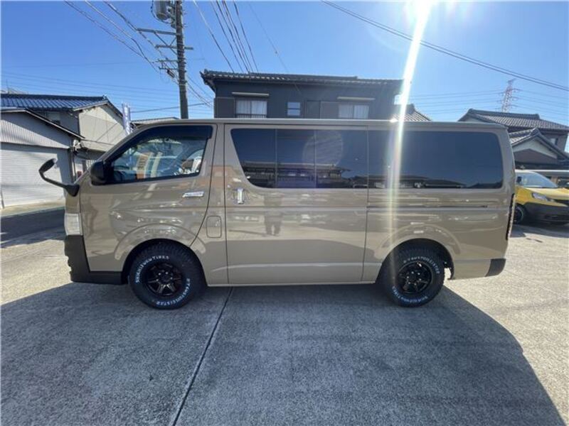 HIACE VAN