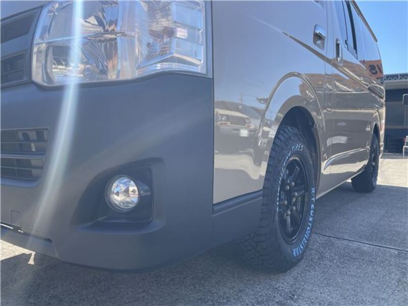 HIACE VAN