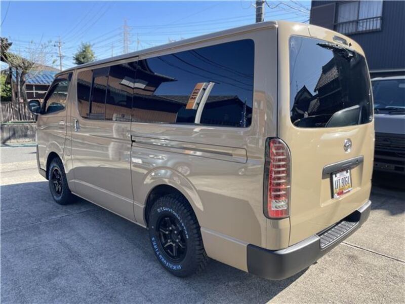 HIACE VAN