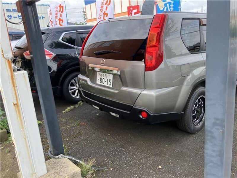 X-TRAIL