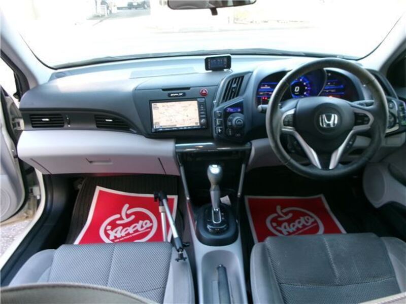CR-Z