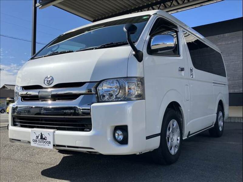 HIACE VAN
