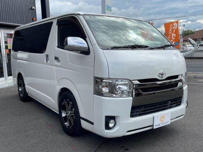 HIACE VAN