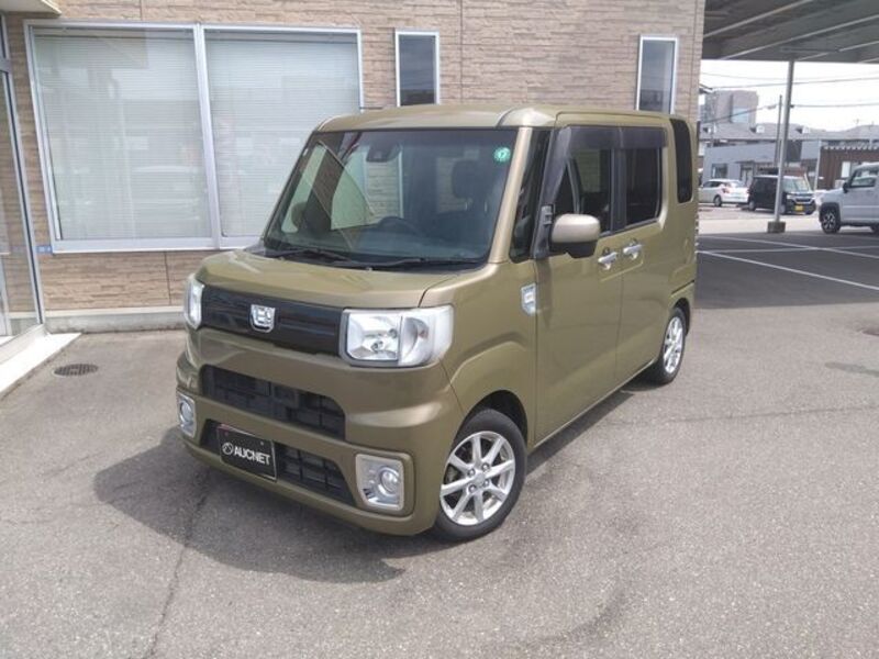 DAIHATSU WAKE
