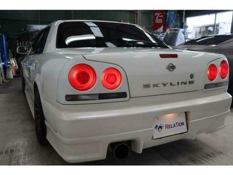 SKYLINE